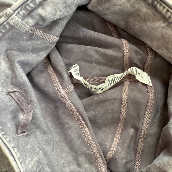 Lululemon Fast Free Tight II 25" Ice Dye Ice Wash Violet Verbena Size 4 - Picture 4 of 8